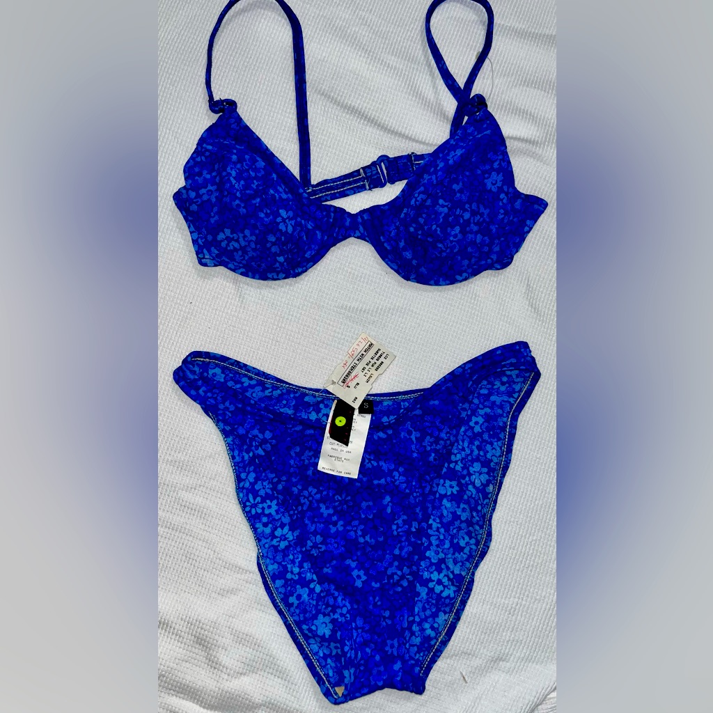 Raisins, Blue 2 Pc Bikini Set New With Tags, Size S. No Defects